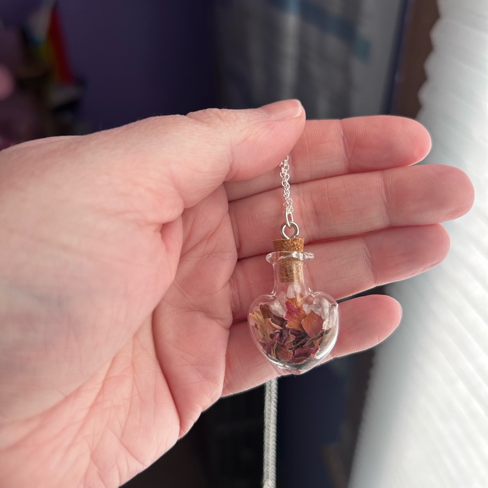 Heart-Shaped Glass Pendant Necklace